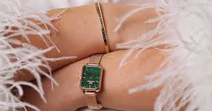 MONTRE FEMME
