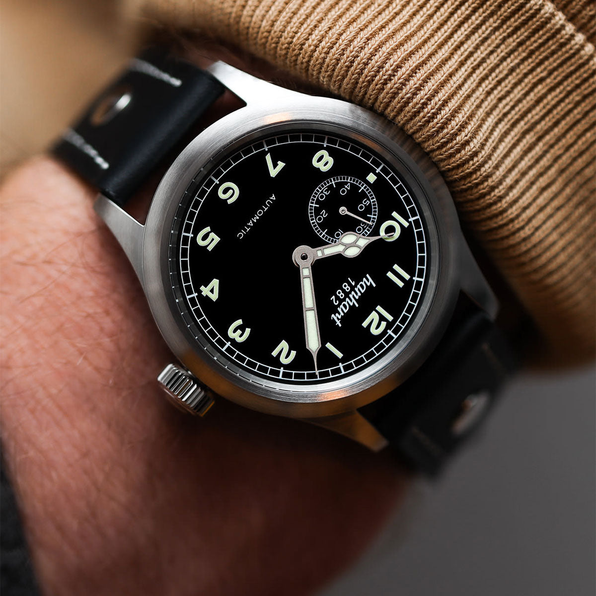 Montre Hanhart 1882 - Pioneer Preventor9 cadran noir